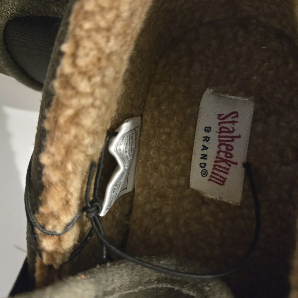 Staheekum Men's New In Box Size 9M Leather Slip-On "Greenwood" Loafers - Picture 9 of 9